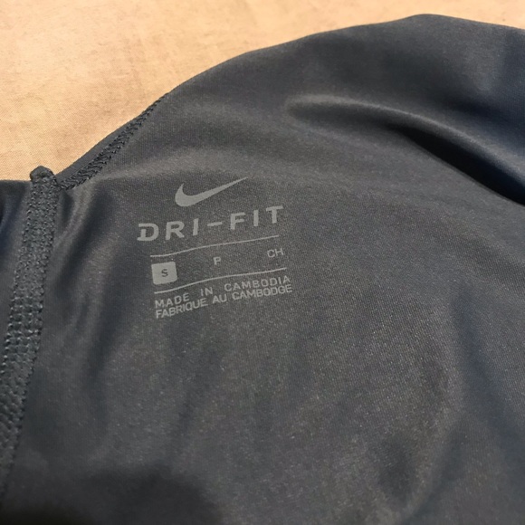 Nike tank top backless blue - Picture 3 of 3